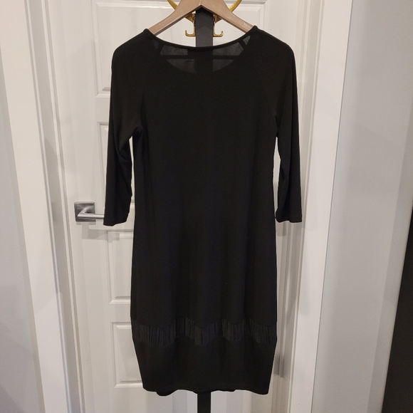 Joseph Ribkoff Size 8 - black dress (with pattern) - Picture 4 of 4